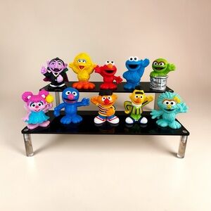 Hasbro Playskool Sesame Street DELUXE FIGURE SET,
Elmo, Big Bird, Oscar and more